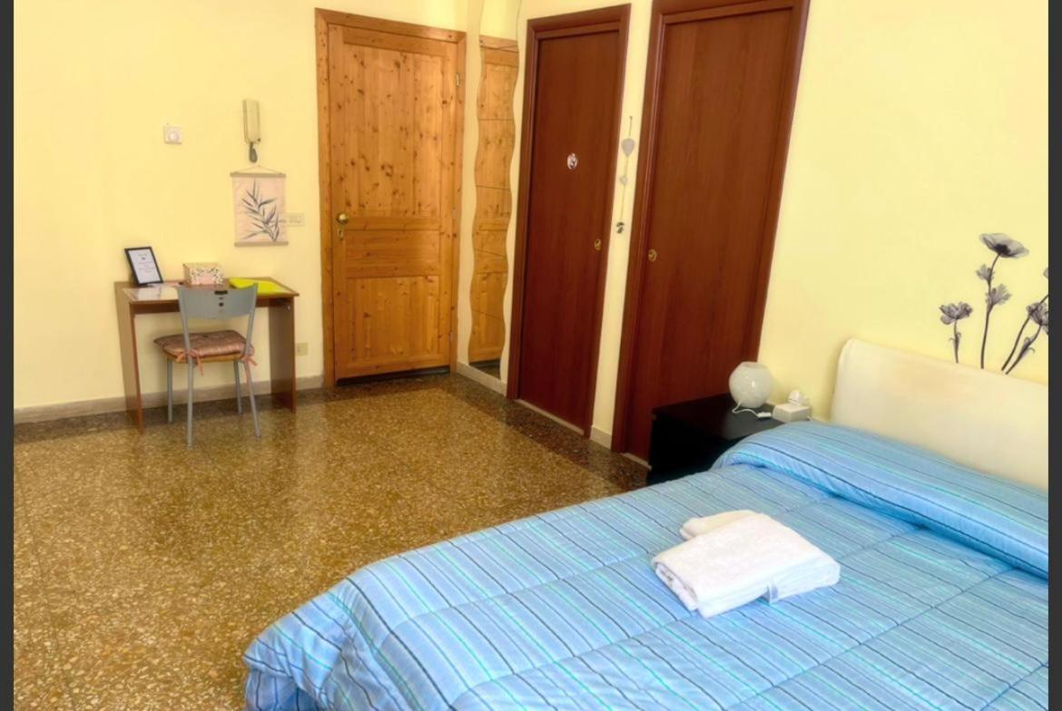 Alexandra House Lägenhet Ciampino Exteriör bild